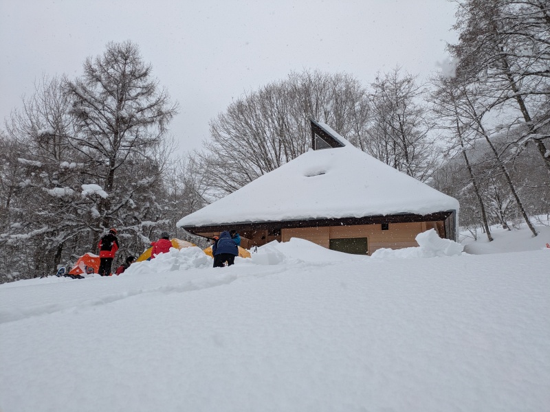 雪上訓練(宝台樹ヒュッテ前で実施)